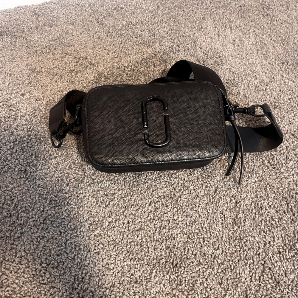 Marc Jacob’s snapshot purse